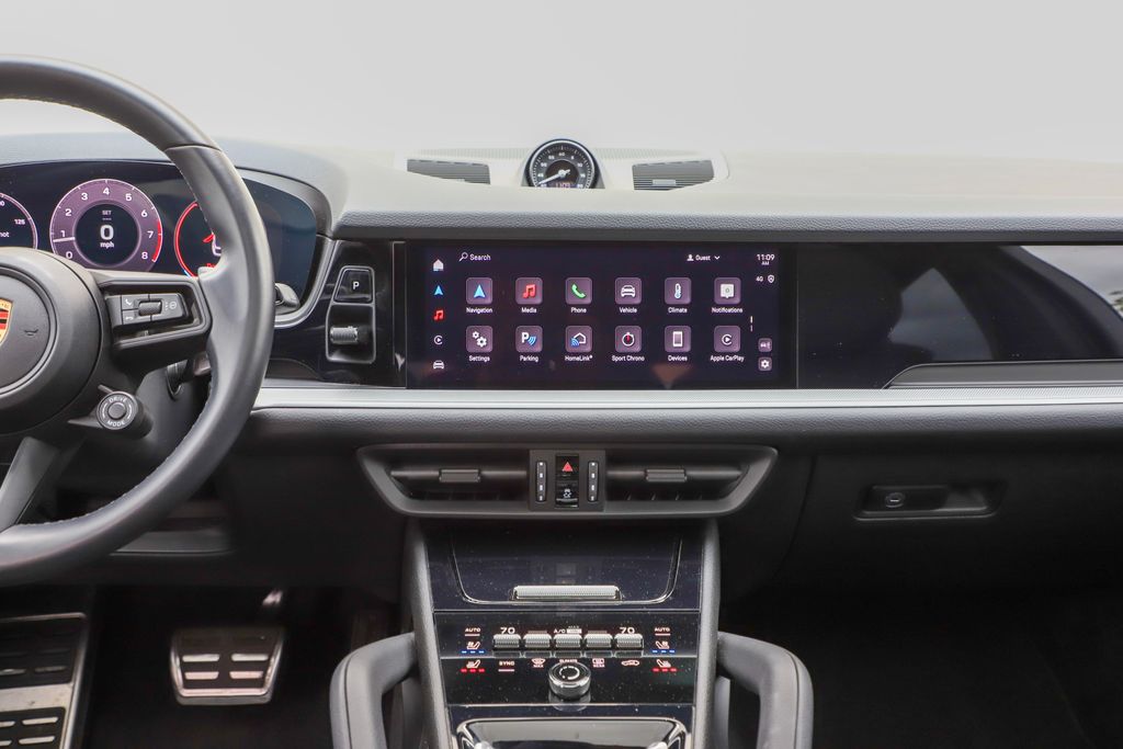 2024 Porsche Cayenne Coupe Base photo 21