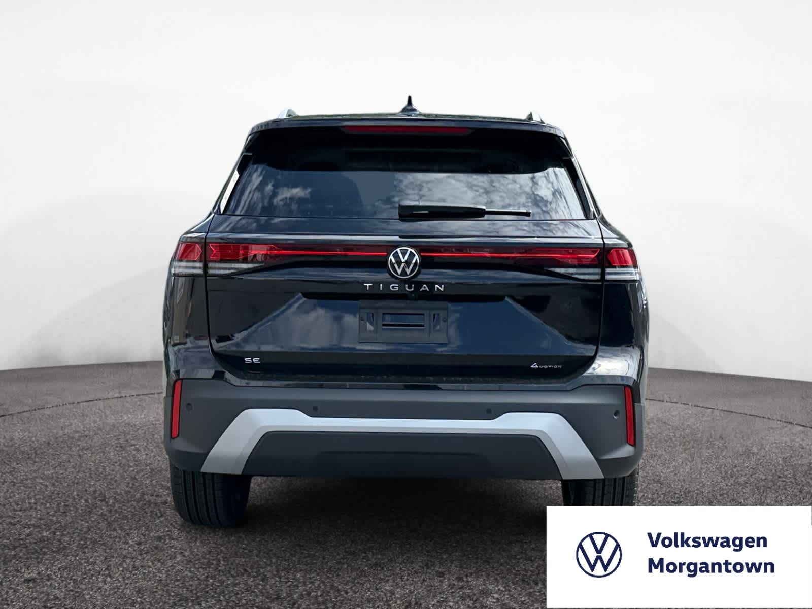 2025 Volkswagen Tiguan SE photo 4