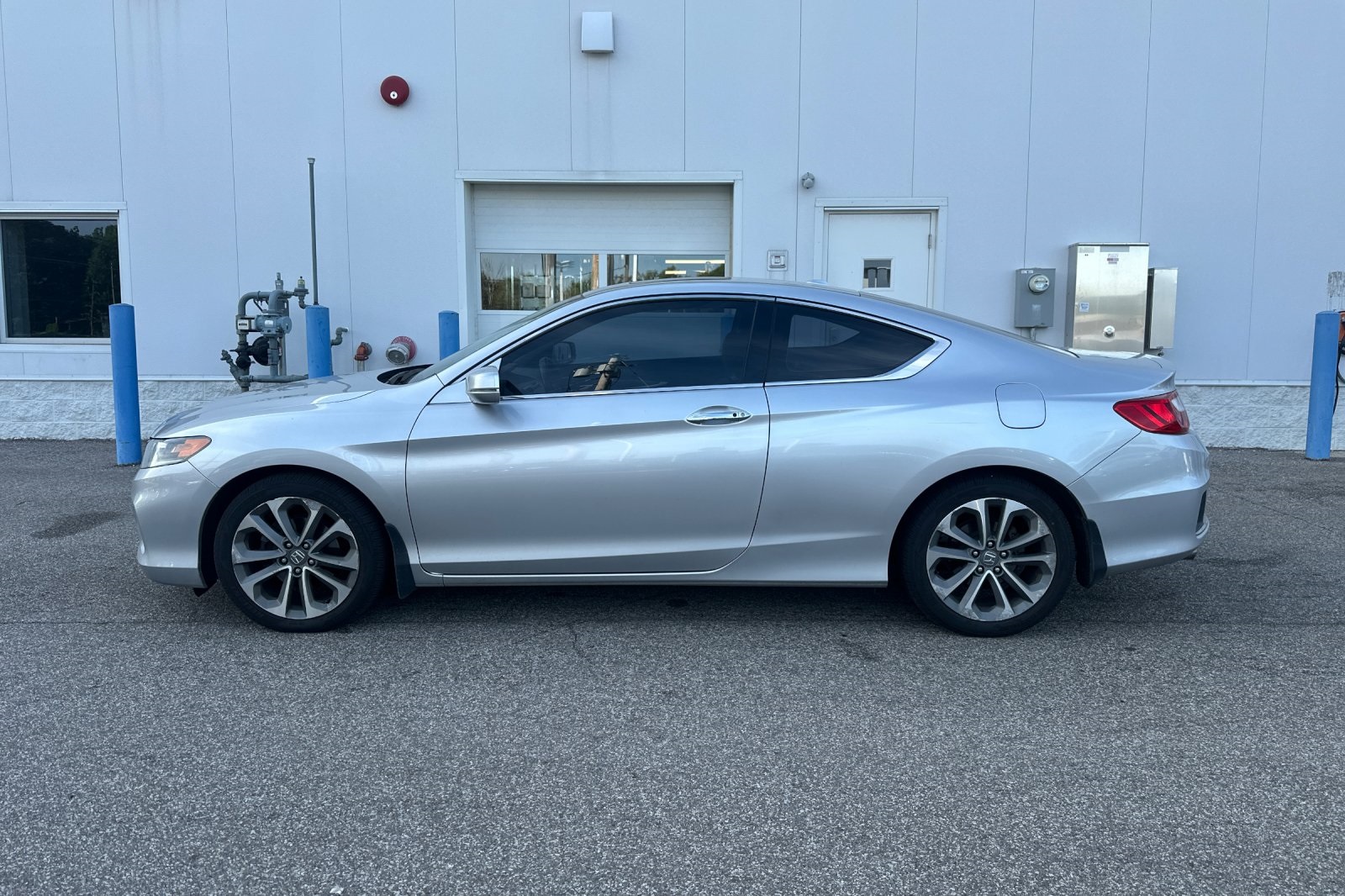 2015 Honda Accord EX-L V6 photo 2