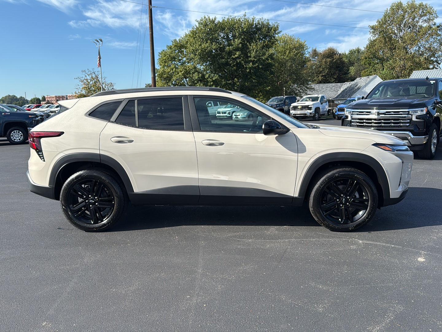 2026 Chevrolet Trax ACTIV photo 4