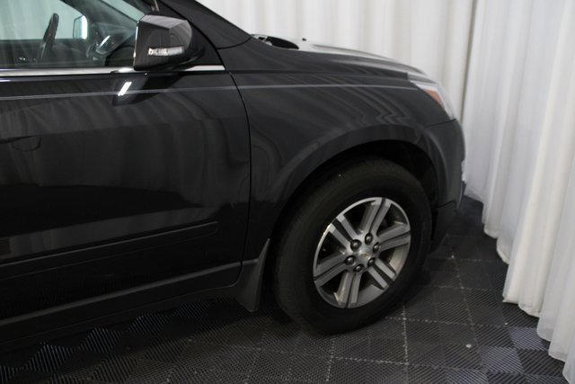 2017 Chevrolet Traverse 2LT photo 12