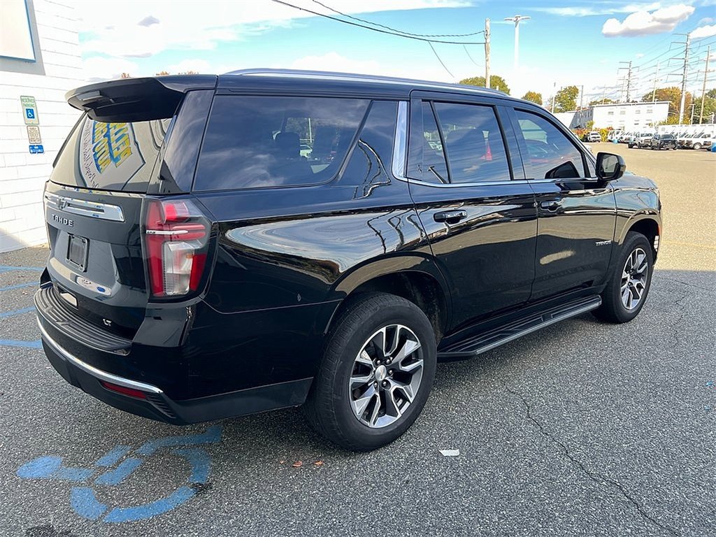 2023 Chevrolet Tahoe LT photo 3