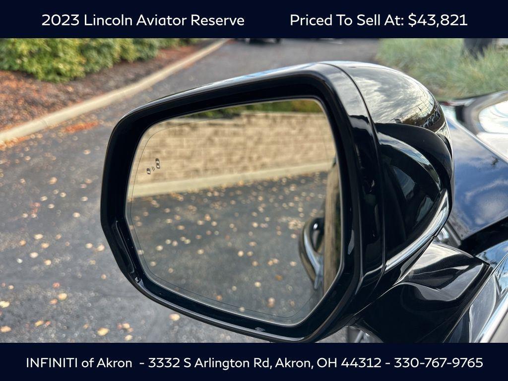 2023 Lincoln Aviator Reserve photo 3