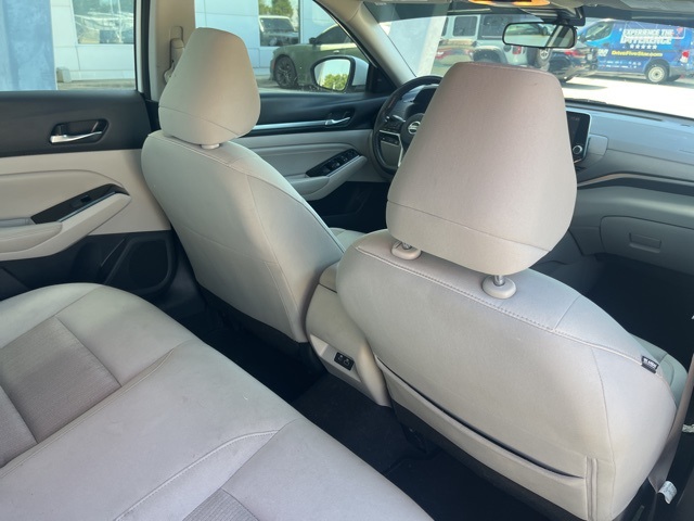 2022 Nissan Altima 2.5 SV photo 24