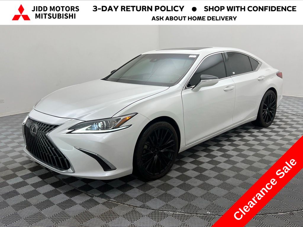2023 Lexus ES 350's photo