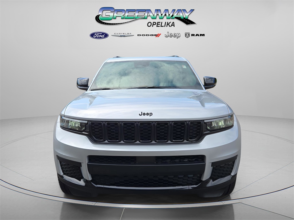 2025 Jeep Grand Cherokee Altitude X photo 2