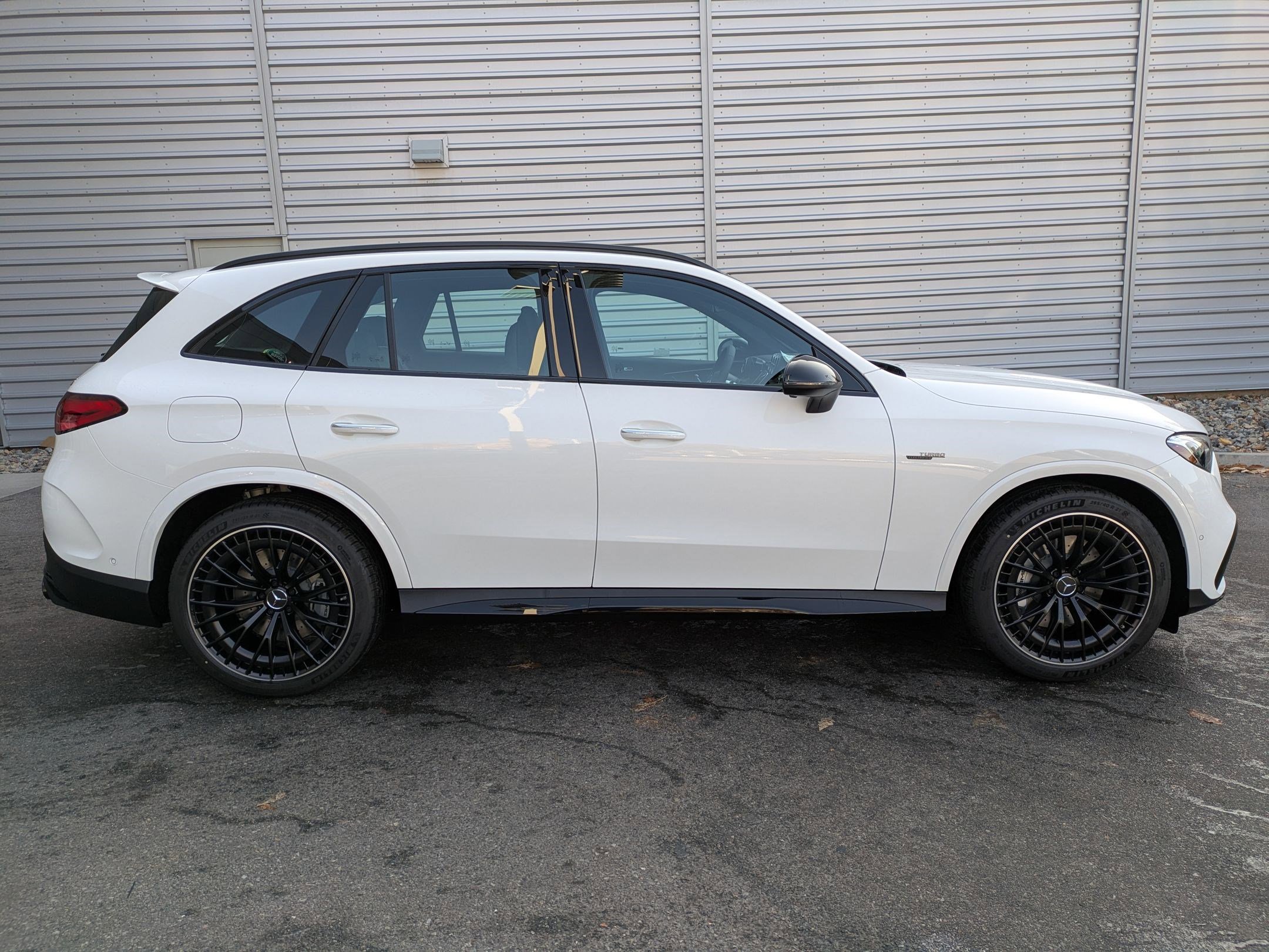 2025 Mercedes Benz GLC AMG 43 4MATIC photo 2