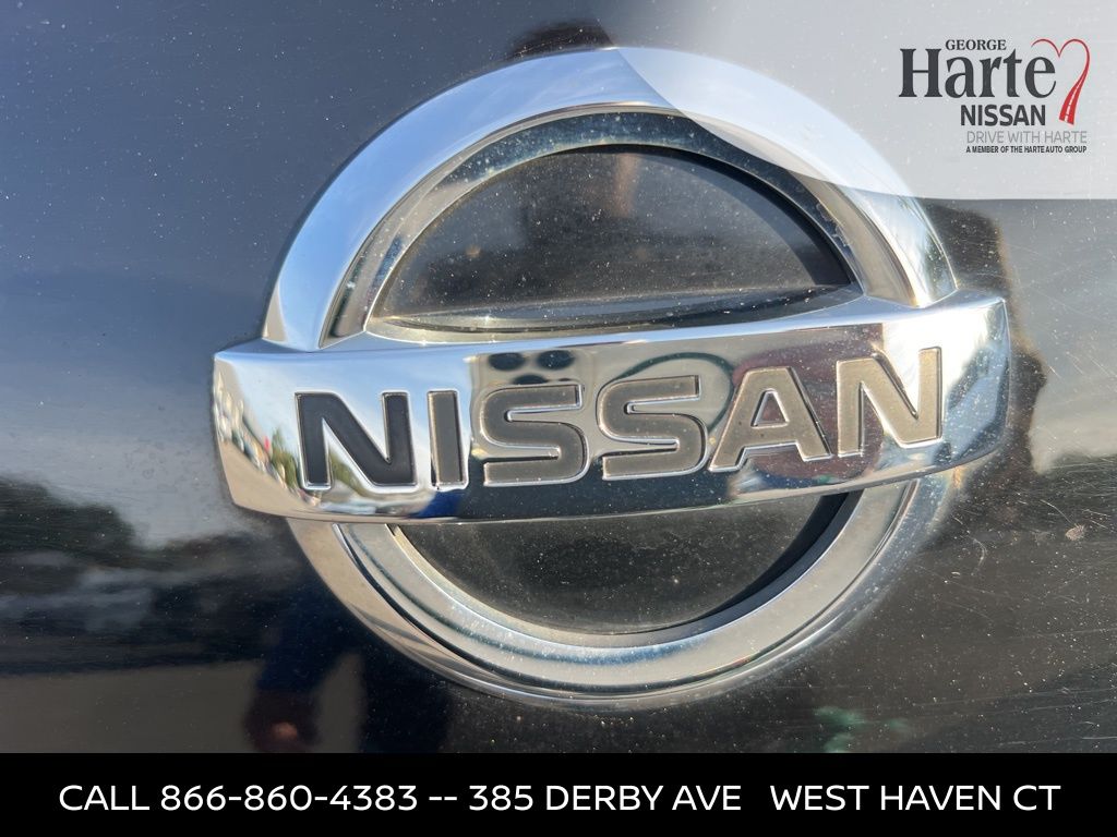 2013 Nissan Rogue S photo 19