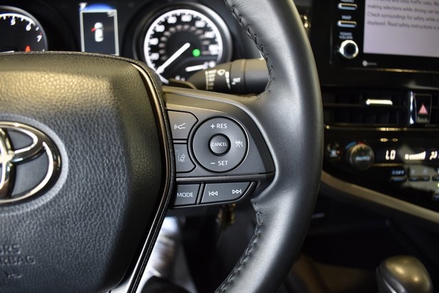 2024 Toyota Camry SE photo 17
