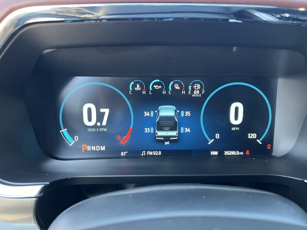 2022 Ford F-150 Lariat photo 22