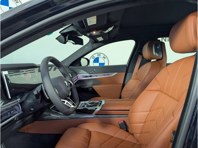 2026 Bmw 740i xDrive photo 2