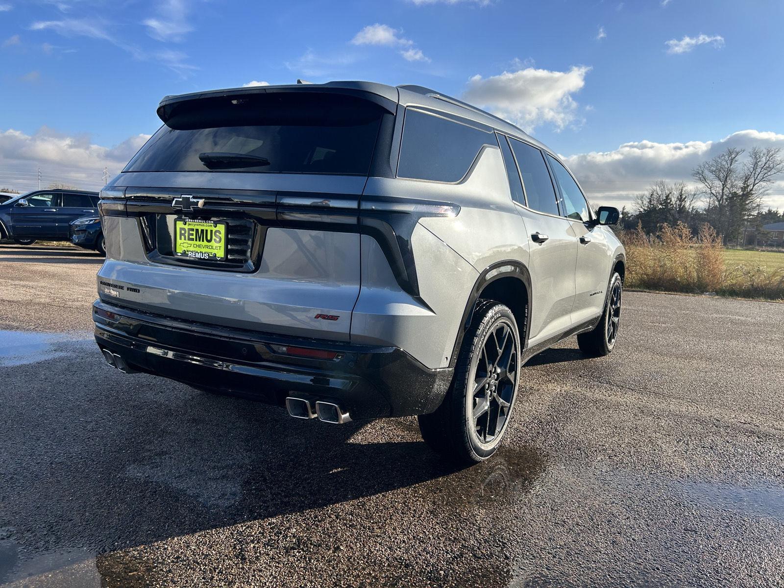 2026 Chevrolet Traverse RS photo 4