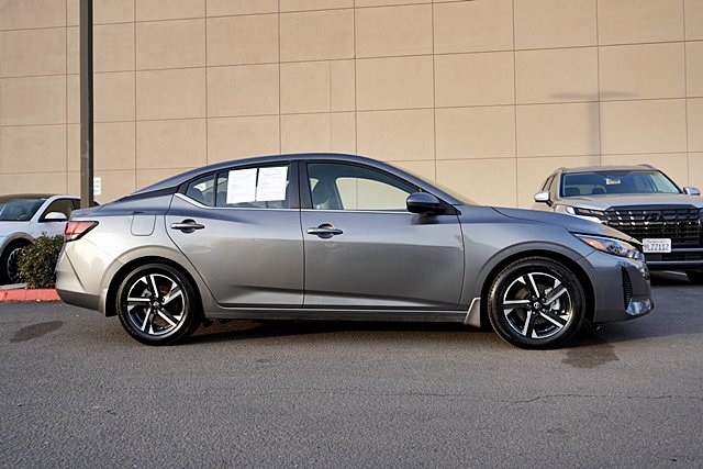 Used 2024 Gray Nissan SV image 6