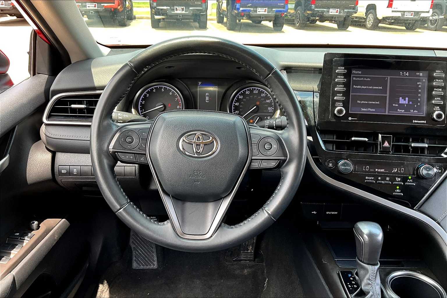 2023 Toyota Camry SE photo 5