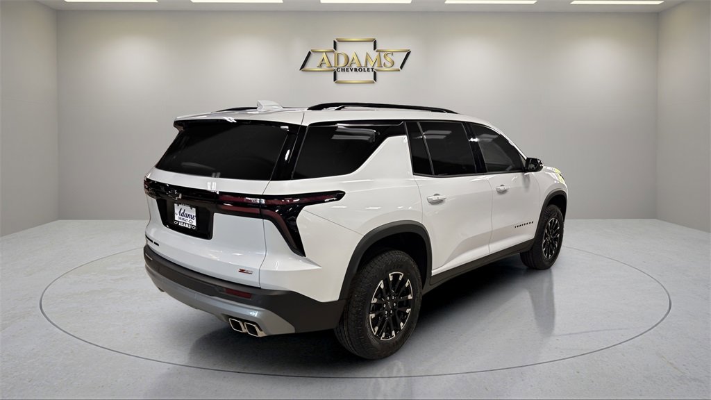 2026 Chevrolet Traverse Z71 photo 4