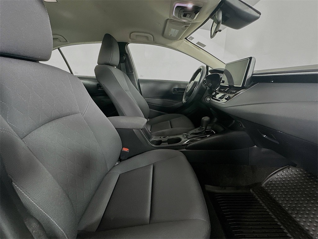 2023 Toyota Corolla LE photo 7