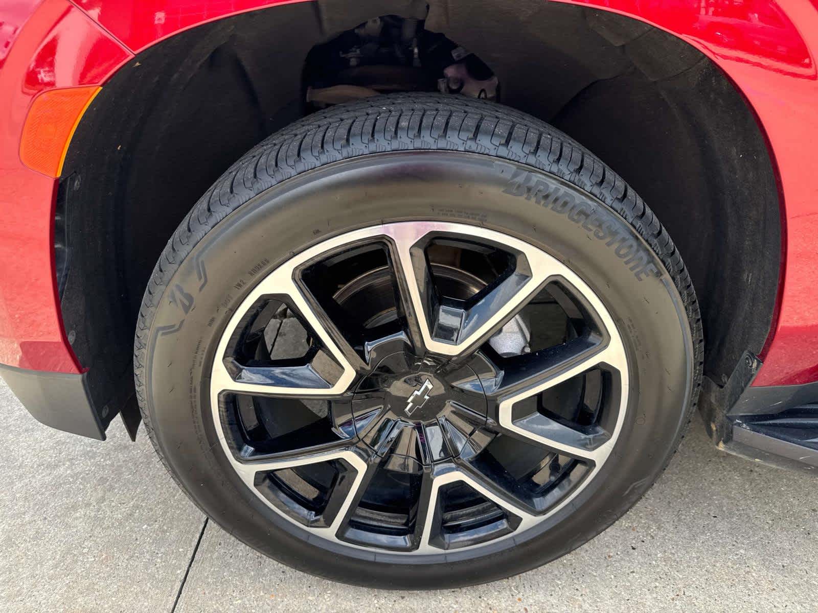 2023 Chevrolet Tahoe RST photo 3