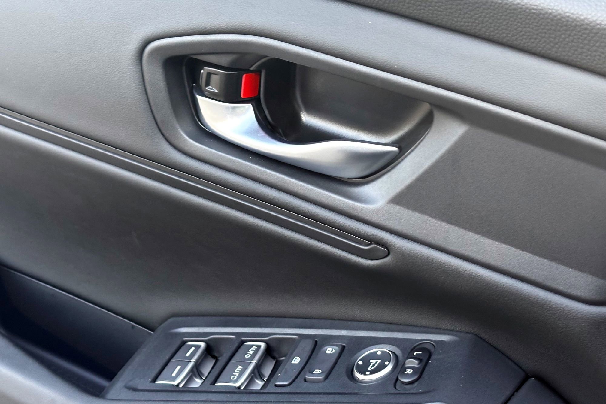 2025 Honda Accord SE photo 19