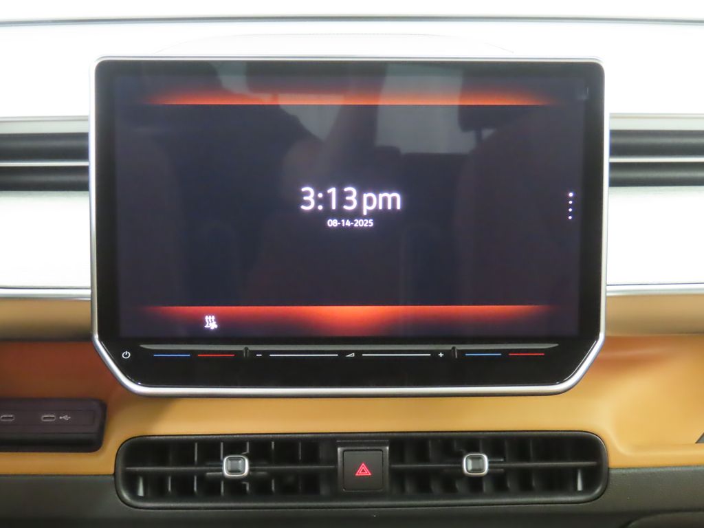 2025 Volkswagen ID. Buzz Pro Plus photo 14