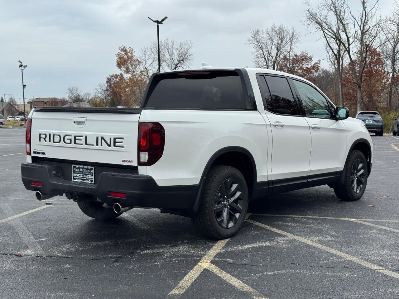 2025 Honda Ridgeline Sport photo 3