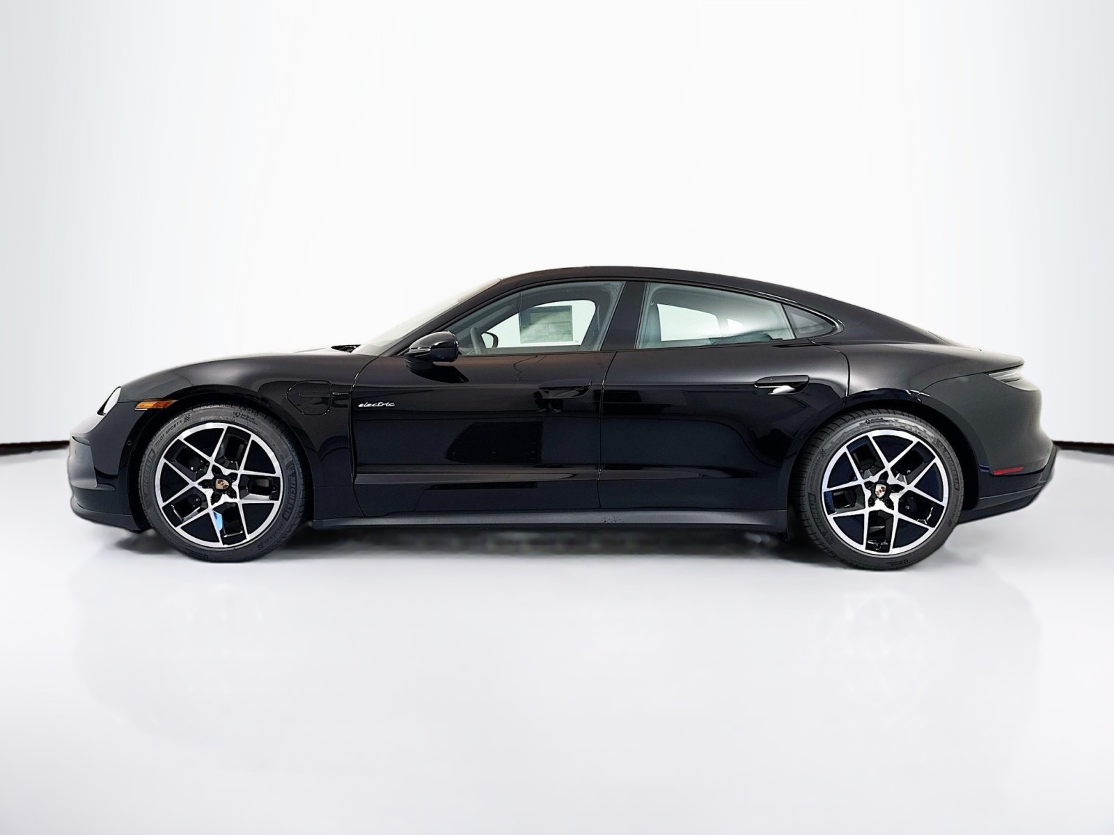 2025 Porsche Taycan S photo 2