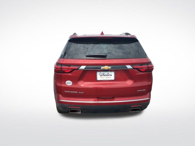 2023 Chevrolet Traverse Premier photo 2