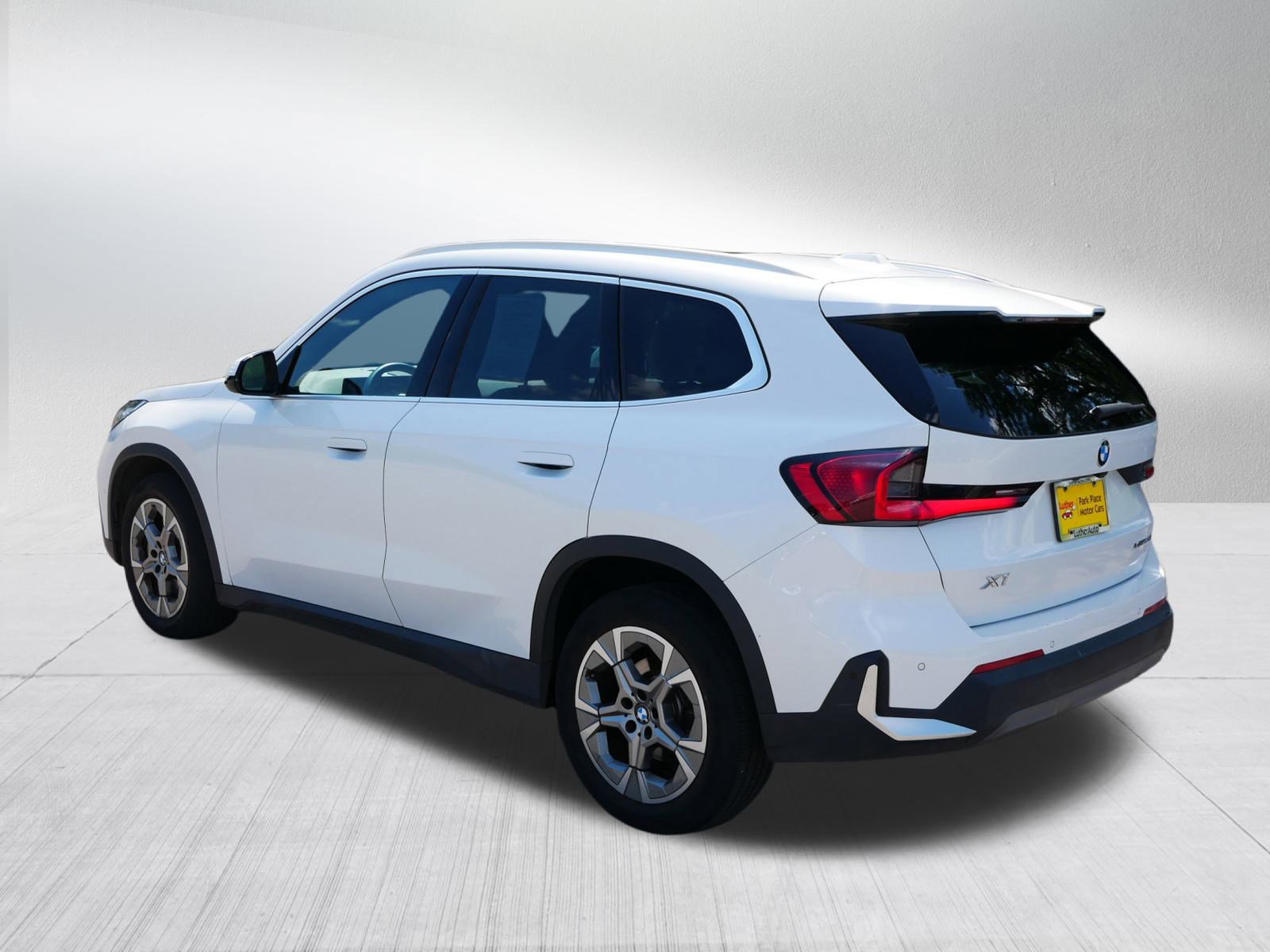 2023 Bmw X1 XDrive28i photo 4