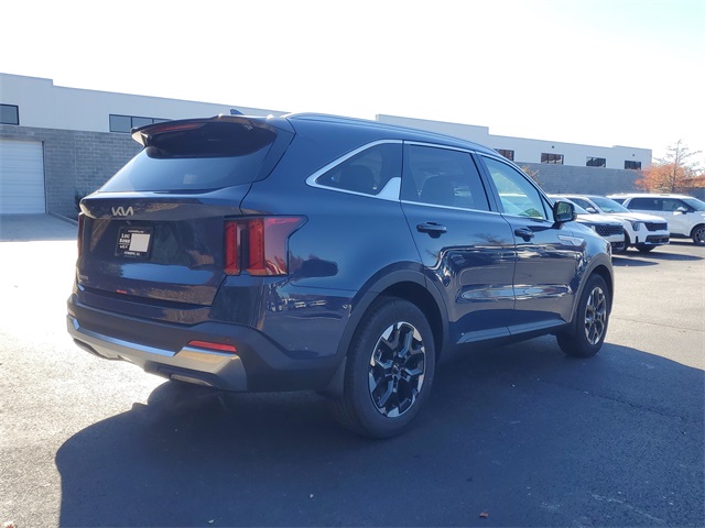 2026 Kia Sorento S photo 4