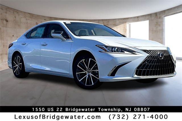 2025 Lexus ES 350's photo