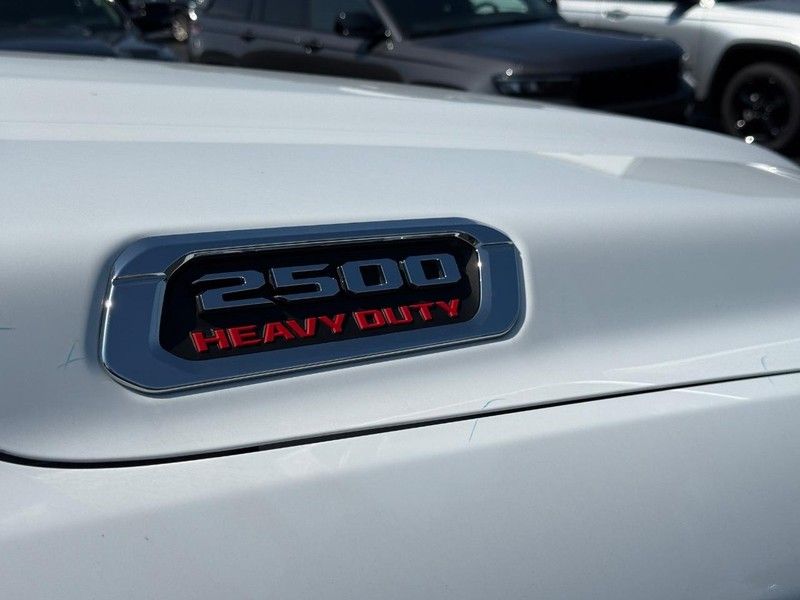 2025 Ram 2500 Tradesman photo 4