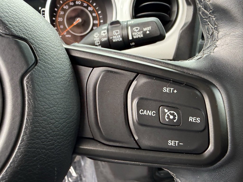 2021 Jeep Wrangler Unlimited Islander photo 5