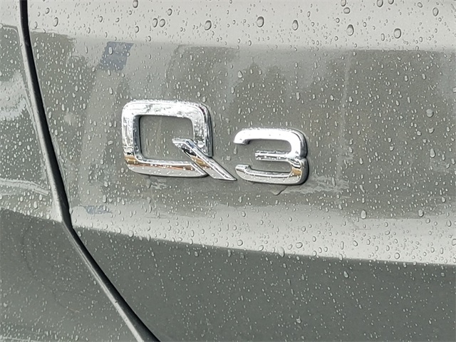 2024 Audi Q3 Premium S line photo 4