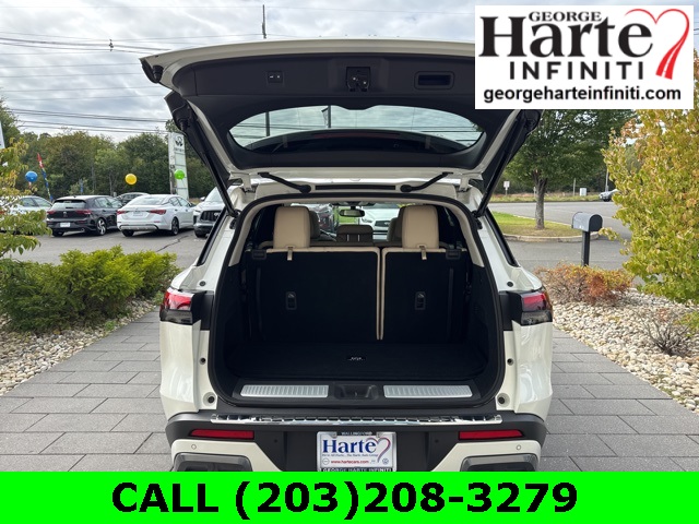2022 Infiniti QX60 Luxe photo 10