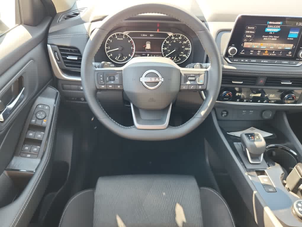 2026 Nissan Rogue SV photo 13