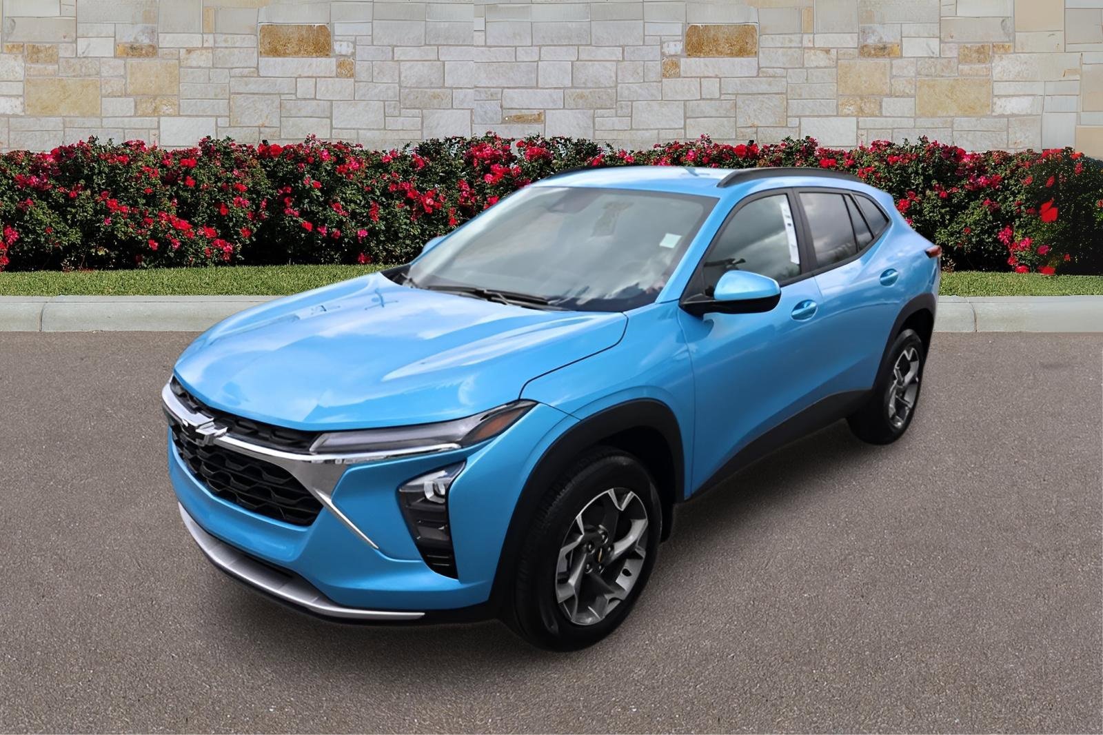 2025 Chevrolet Trax LT photo 3