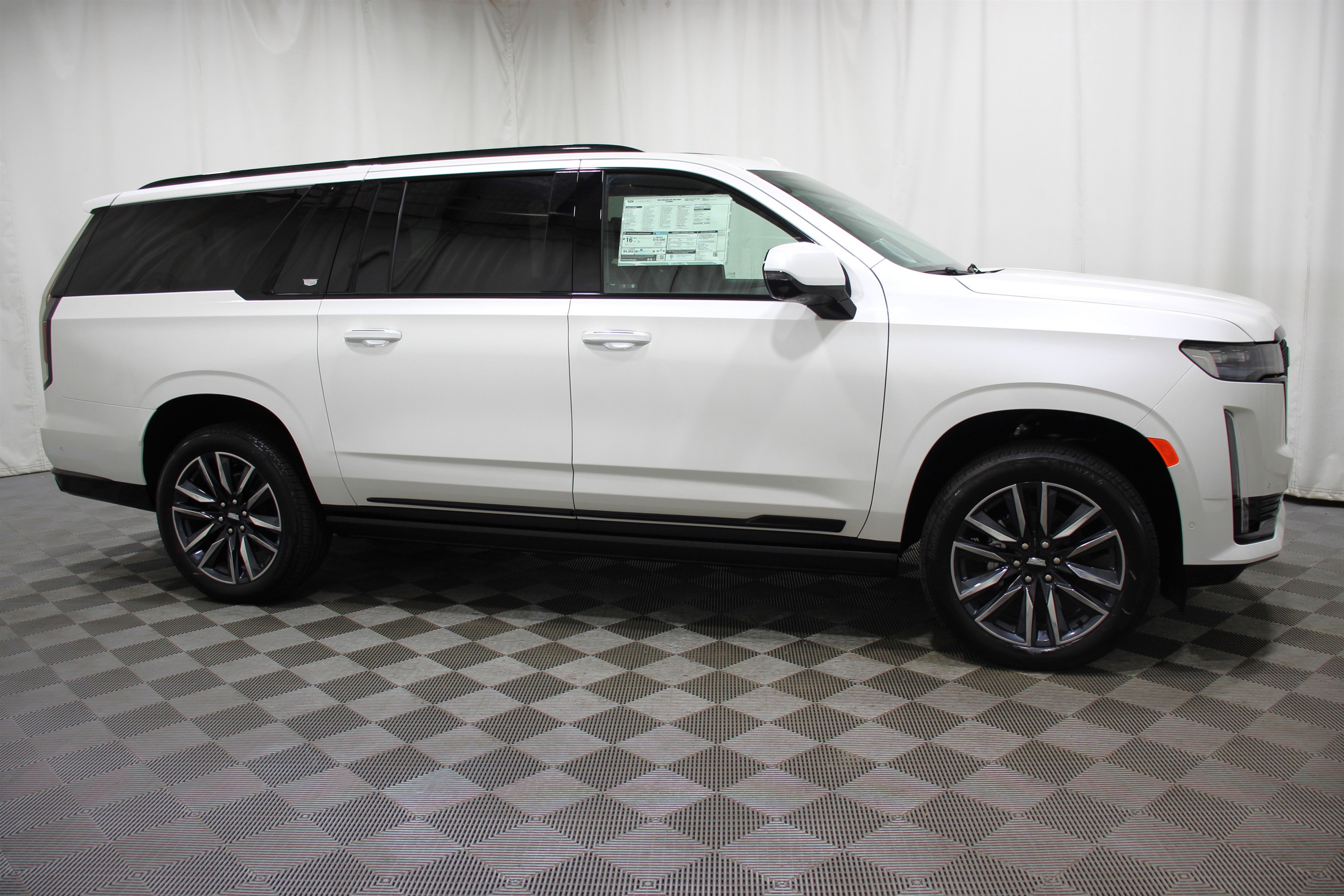 2024 Cadillac Escalade ESV Sport Platinum photo 25