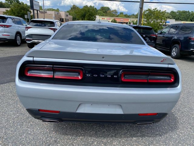 2020 Dodge Challenger GT photo 4