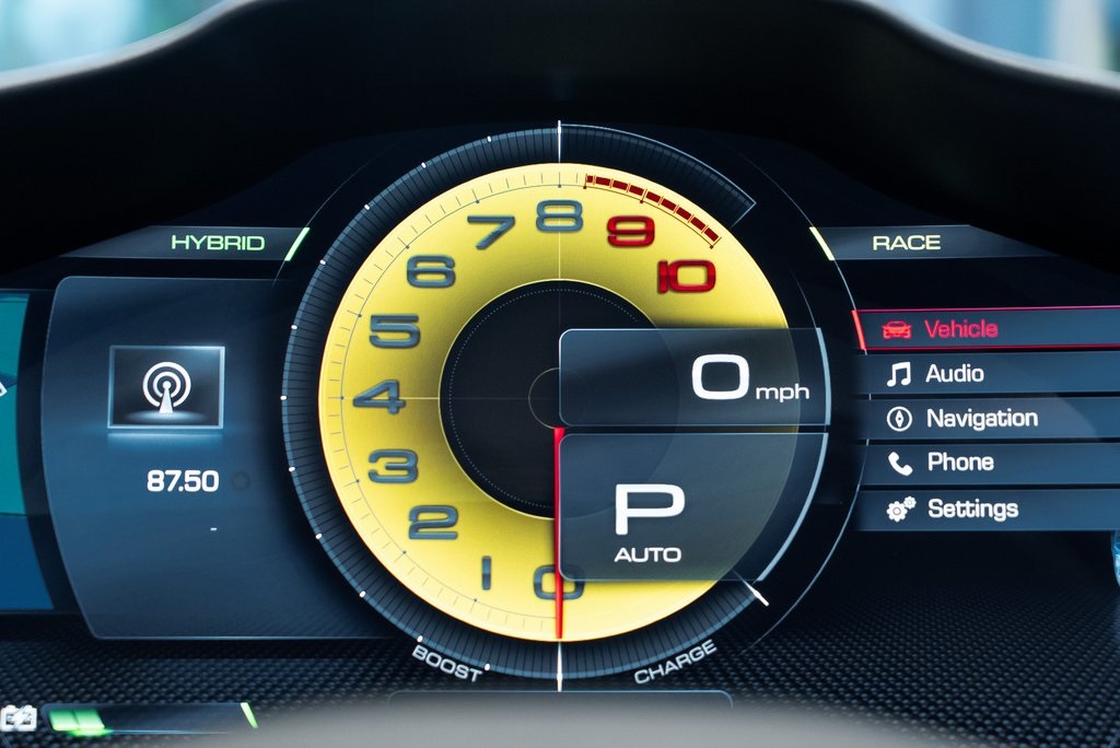 2023 Ferrari SF90 Spider Base photo 23