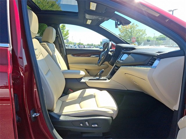 2018 Cadillac XT5 Luxury photo 19