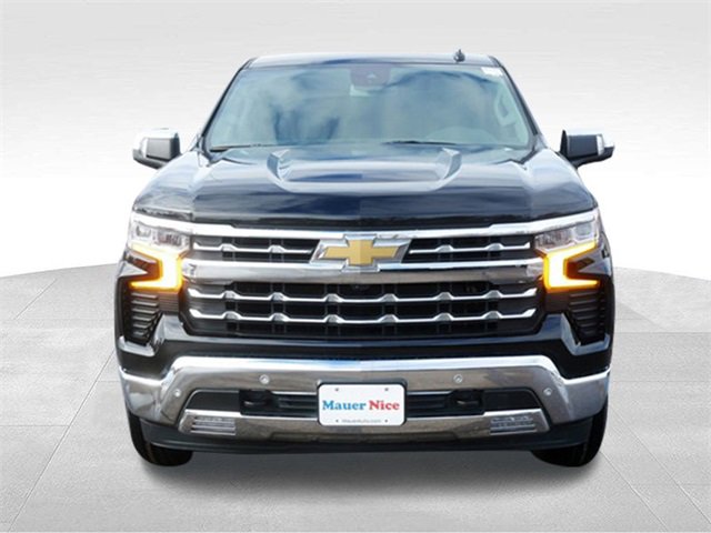 Used 2023 Chevrolet Silverado 1500 LTZ with VIN 2GCUDGED6P1112164 for sale in Anoka, Minnesota