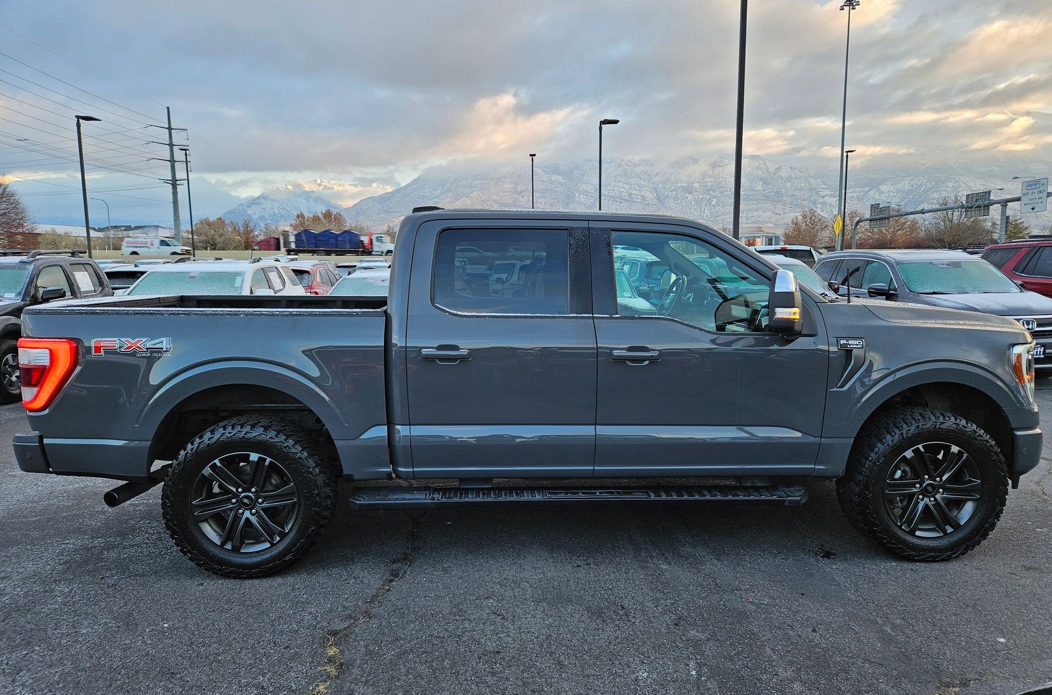 2021 Ford F-150 Lariat photo 2