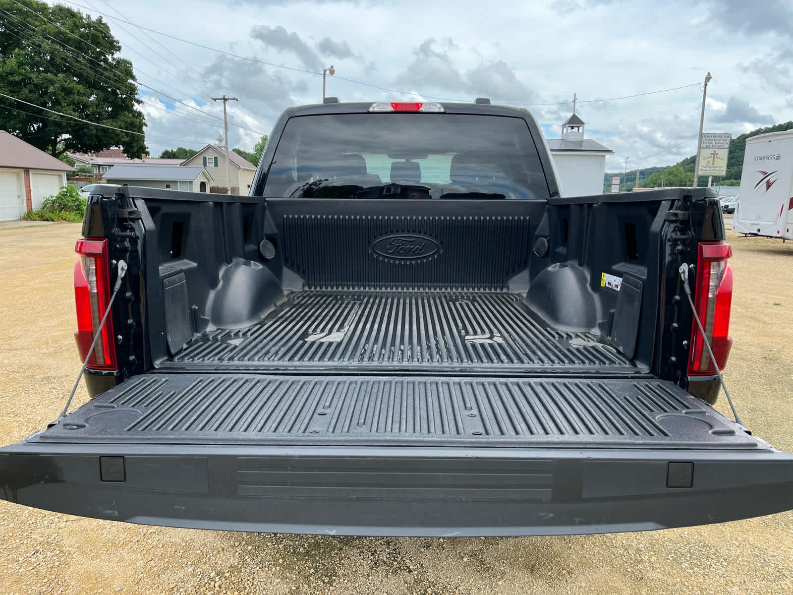 2024 Ford F-150 XLT photo 11