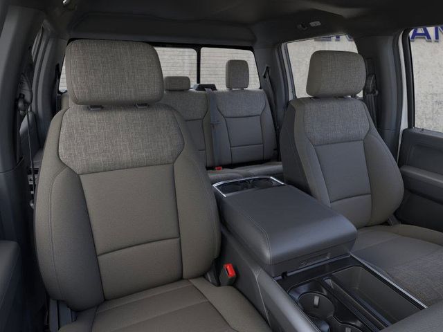 2025 Ford F-150 XLT photo 8