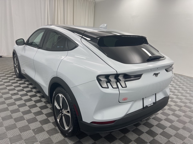 2022 Ford Mustang Mach-E Select photo 6