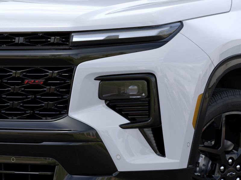 2026 Chevrolet Traverse RS White at Classic Elite Chevrolet Hwy 6