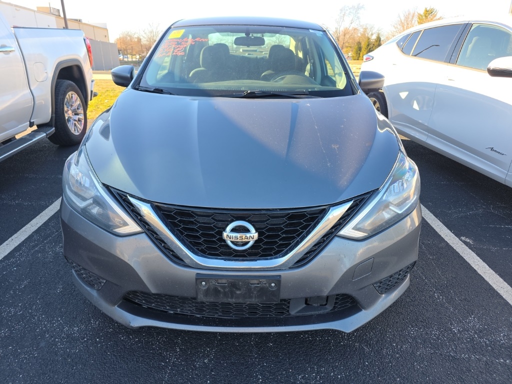 2019 Nissan Sentra S's photo