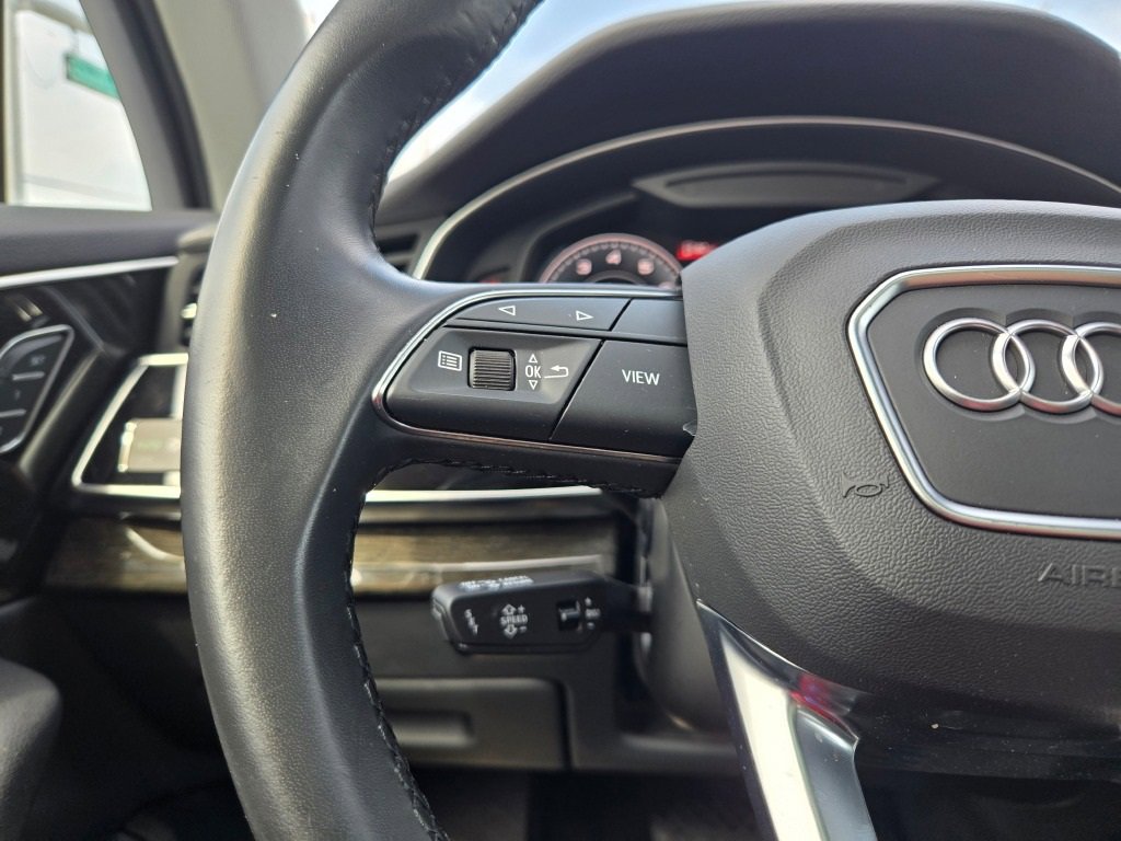 2022 Audi Q7 55 Premium Plus photo 31