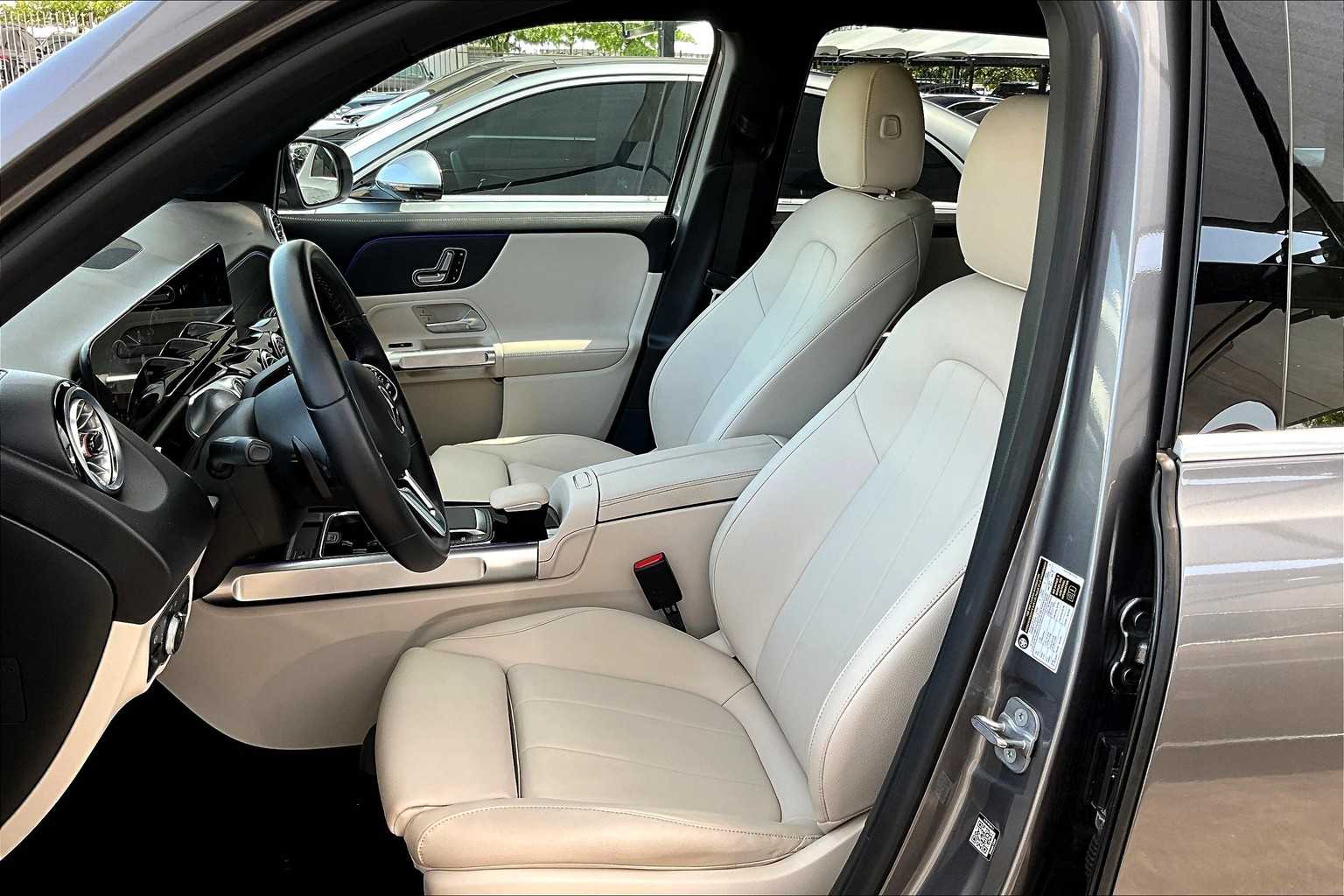 2023 Mercedes Benz EQB photo 7