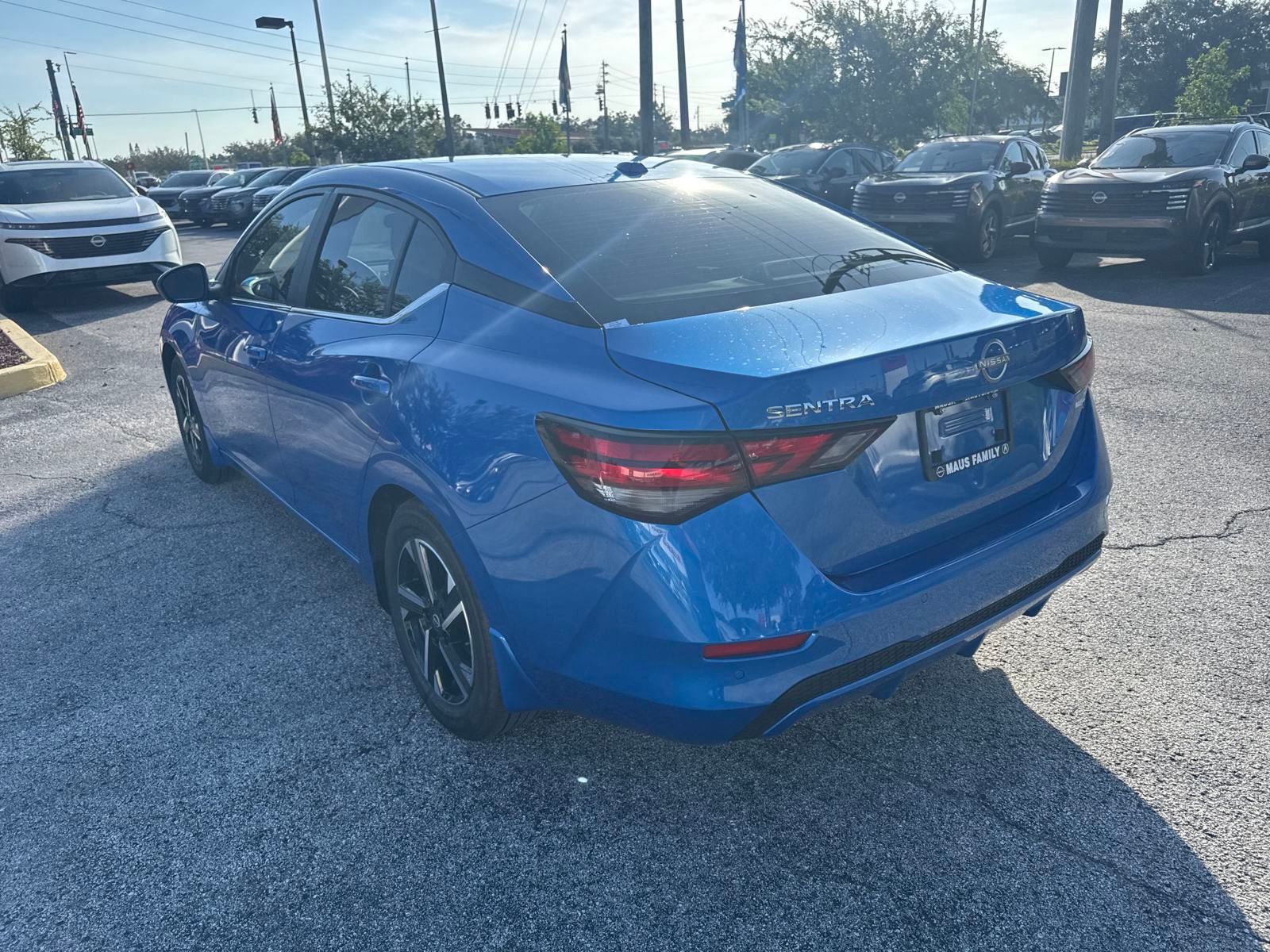 2025 Nissan Sentra SV photo 7