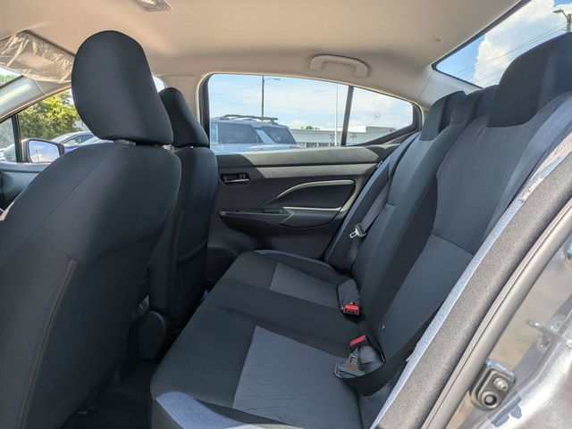 2025 Nissan Versa 1.6 SV photo 22